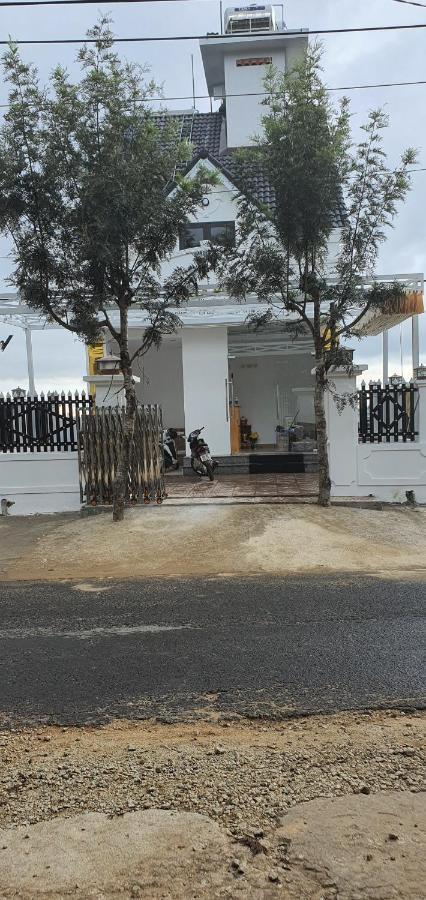 S Villa Hotel Dalat Exteriör bild